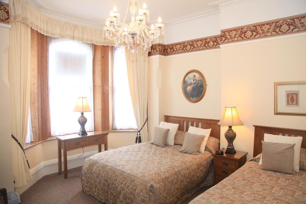 The Newark Hotell Bournemouth Exteriör bild